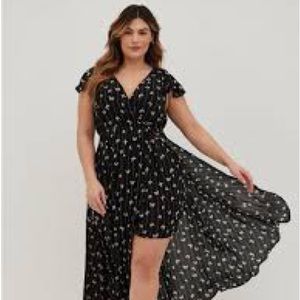 Torrid Size 2 Walk Thru Butterfly Romper Dress